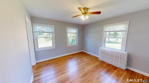 Bedroom - 88 Vineyard Rd, Hamden, CT 06517 photo 1 of 6