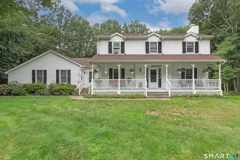 417 Chestnut Tree Hill Rd, Oxford, CT 06478