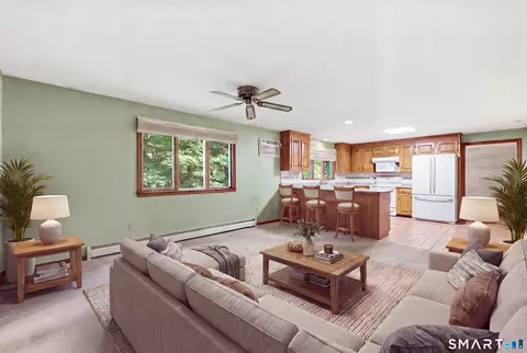 Living - 5 Birch Rd, Bloomfield, CT 06002 photo 2 of 2