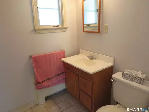 Bath - 562 Wells Rd, Wethersfield, CT 06109 photo 2 of 4