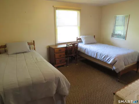 Bedroom - 562 Wells Rd, Wethersfield, CT 06109 photo 3 of 4