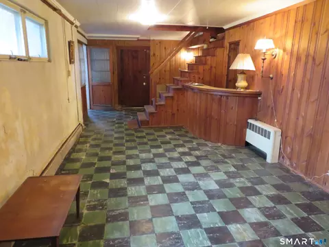 Living - 562 Wells Rd, Wethersfield, CT 06109 photo 4 of 4