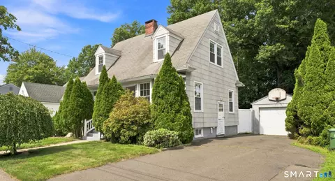 Exterior - 14 Kellogg St, Windsor, CT 06095 photo 2 of 7