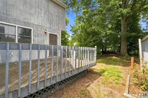 Exterior - 14 Kellogg St, Windsor, CT 06095 photo 4 of 7
