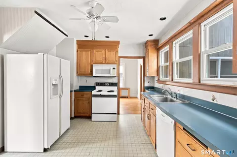Kitchen - 14 Kellogg St, Windsor, CT 06095 photo 3 of 3