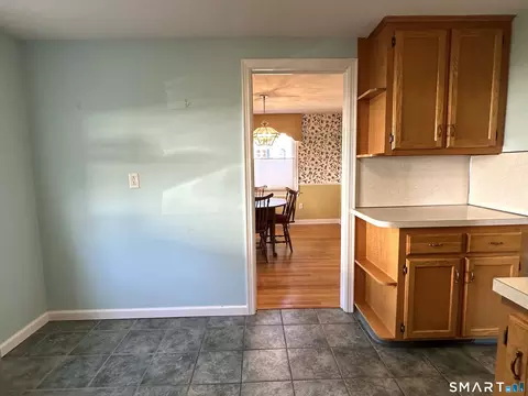 Kitchen - 344 Alling St, Berlin, CT 06037 photo 2 of 2