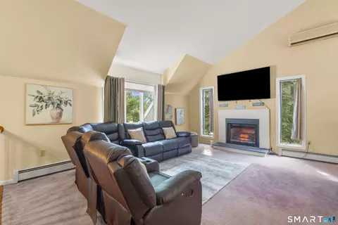 Living - 67 Crest St, Waterbury, CT 06708 photo 1 of 5
