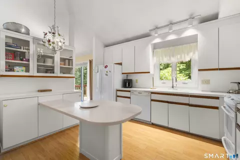 Kitchen - 67 Crest St, Waterbury, CT 06708 photo 3 of 3