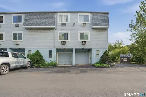 168 Mulloy Rd #2, Waterbury, CT 06705