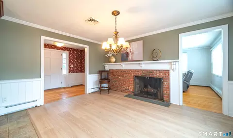 Dining - 798 Wells Rd, Wethersfield, CT 06109 photo 1 of 1