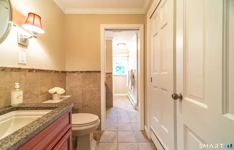 Bath - 798 Wells Rd, Wethersfield, CT 06109 photo 2 of 6