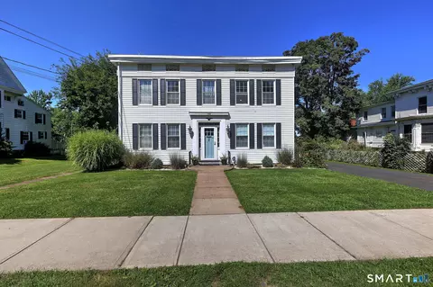 394 Main St, Portland, CT 06480