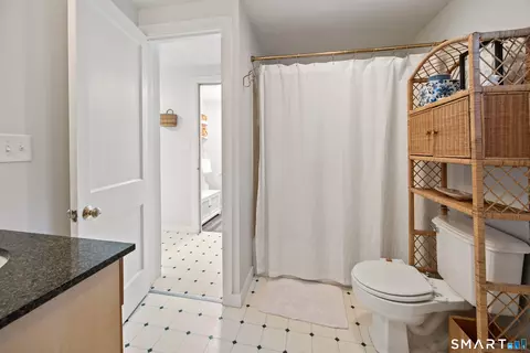 Bath - 6 Bower Rd, Madison, CT 06443 photo 1 of 1