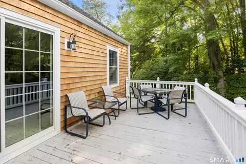 Exterior - 6 Bower Rd, Madison, CT 06443 photo 3 of 7