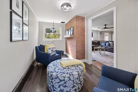 Entry Way - 163 Clearfield Rd, Wethersfield, CT 06109 photo 2 of 2