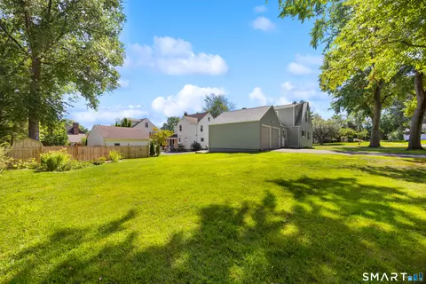 Exterior - 163 Clearfield Rd, Wethersfield, CT 06109 photo 6 of 8