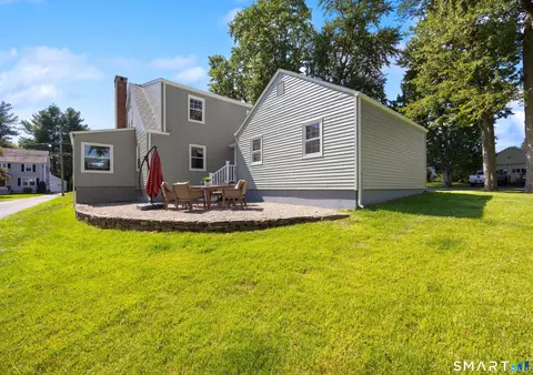 Exterior - 163 Clearfield Rd, Wethersfield, CT 06109 photo 4 of 8