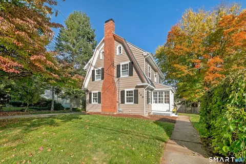 148 Whiting Ln, West Hartford, CT 06119