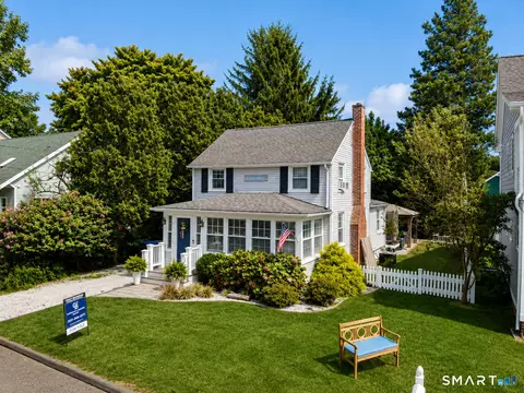 29 Second Ave, Branford, CT 06405