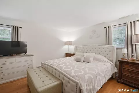 Bedroom - 91 Forest Dr, Wethersfield, CT 06109 photo 3 of 6