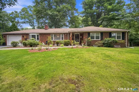 Exterior - 91 Forest Dr, Wethersfield, CT 06109 photo 3 of 8