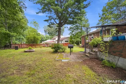 Exterior - 91 Forest Dr, Wethersfield, CT 06109 photo 7 of 8