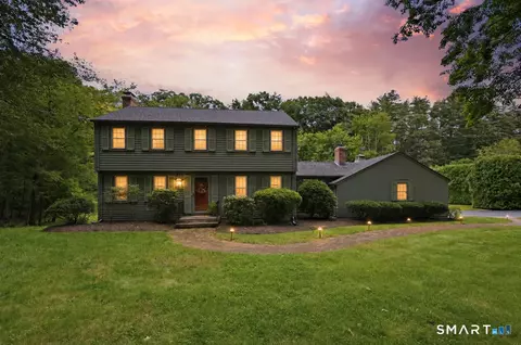 10 Shady Ln, Simsbury, CT 06092