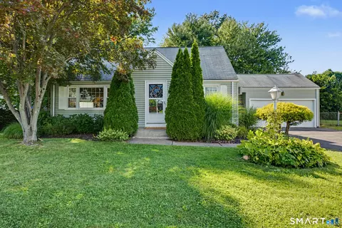 1205 Willard Ave, Newington, CT 06111