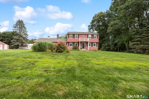 Exterior - 3 Robindale Dr, Prospect, CT 06712 photo 11 of 14