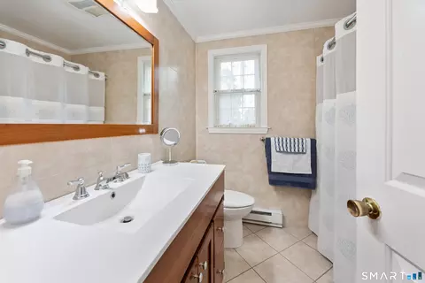 Bath - 3 Robindale Dr, Prospect, CT 06712 photo 2 of 2