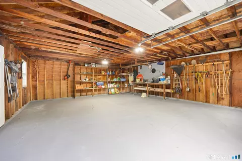 Exterior - 3 Robindale Dr, Prospect, CT 06712 photo 10 of 14