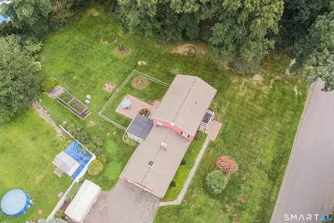 View/Area - 3 Robindale Dr, Prospect, CT 06712 photo 2 of 4