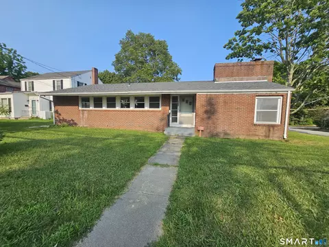 762 Ocean Ave, New London, CT 06320