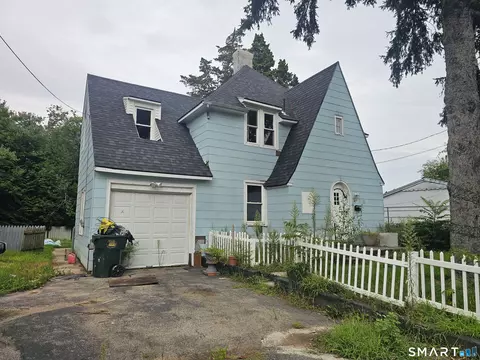 377 Jefferson Ave, New London, CT 06320