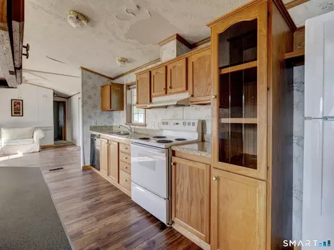 Kitchen - 30 Haley Ln, Windham, CT 06256 photo 4 of 4