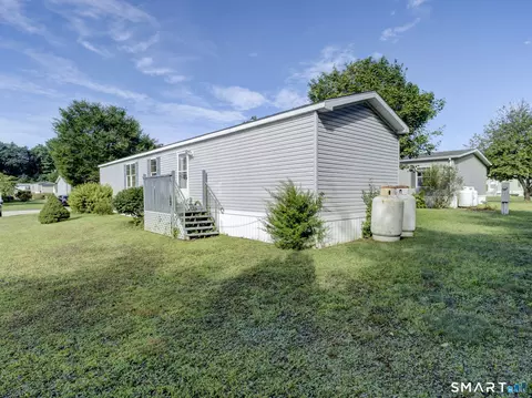 Exterior - 30 Haley Ln, Windham, CT 06256 photo 5 of 10