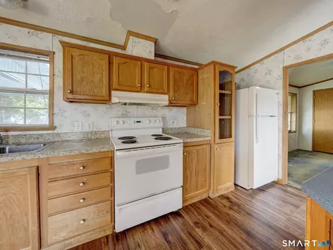Kitchen - 30 Haley Ln, Windham, CT 06256 photo 3 of 4