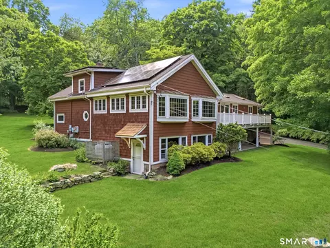Exterior - 149 Old Redding Rd, Redding, CT 06896 photo 2 of 5