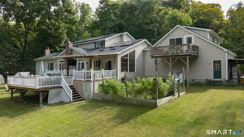41 Wilson Dr, Oxford, CT 06478