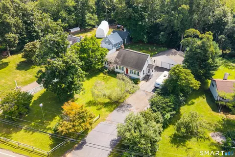 206 Alps Rd, Branford, CT 06405