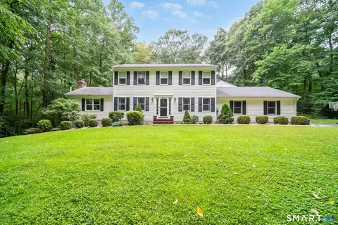 1302 Old Waterbury Rd, Southbury, CT 06488
