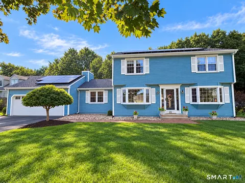 26 High Ridge Rd, Cromwell, CT 06416