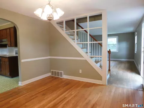 Living - 3 Pleasant Dr, Hamden, CT 06514 photo 3 of 4