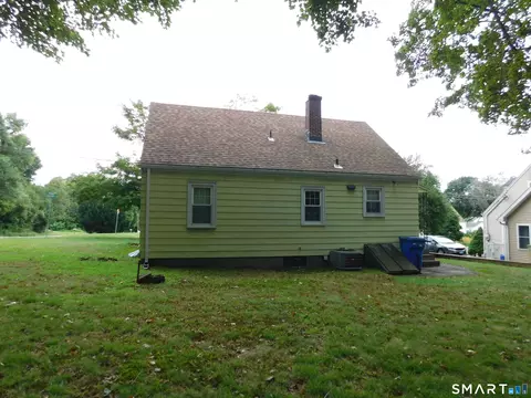Exterior - 3 Pleasant Dr, Hamden, CT 06514 photo 5 of 5