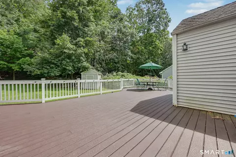 Exterior - 18 Buttonball Trl, Norwalk, CT 06851 photo 2 of 9
