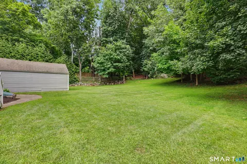Exterior - 18 Buttonball Trl, Norwalk, CT 06851 photo 7 of 9