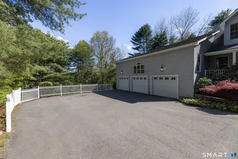 Exterior - 65 Middle Rd, Preston, CT 06365 photo 4 of 8