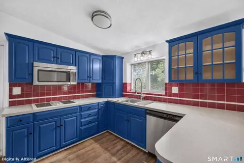 Kitchen - 61 Springbrook Rd, Old Saybrook, CT 06475 photo 1 of 4