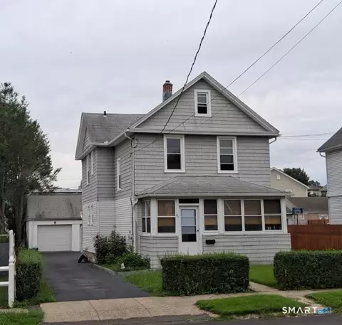 64 Glendale Ave, Bridgeport, CT 06606