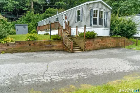 15 Duncan Ln, New Milford, CT 06776
